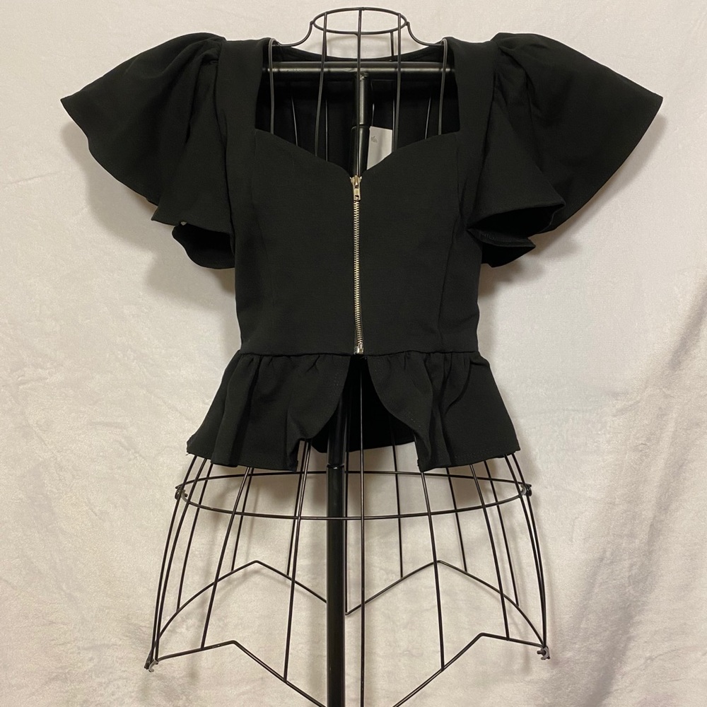 Zip-up flutter sleeve top
